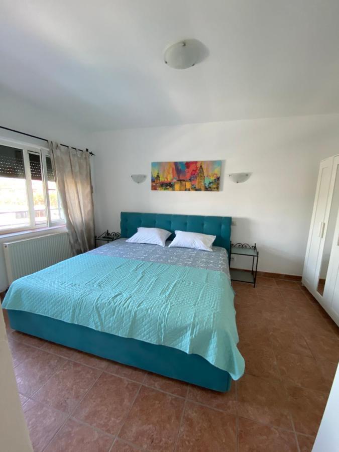 Vila Ammos Mamaia 120 Metri De Plaja Navodari Exterior photo